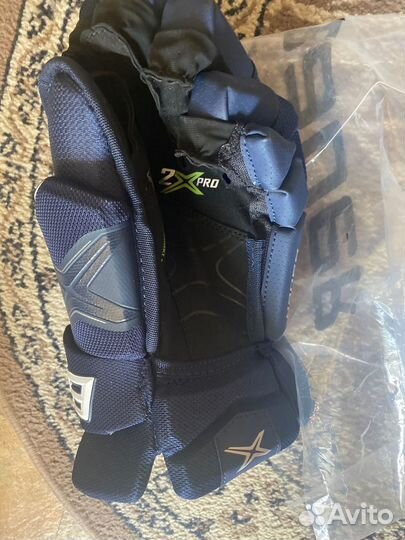 Краги хоккейные