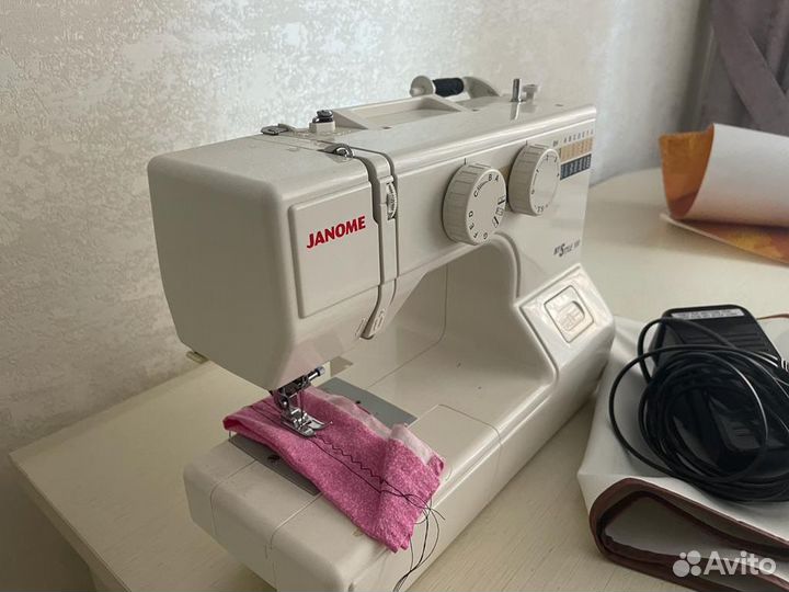 Швейная машина Janome ms100