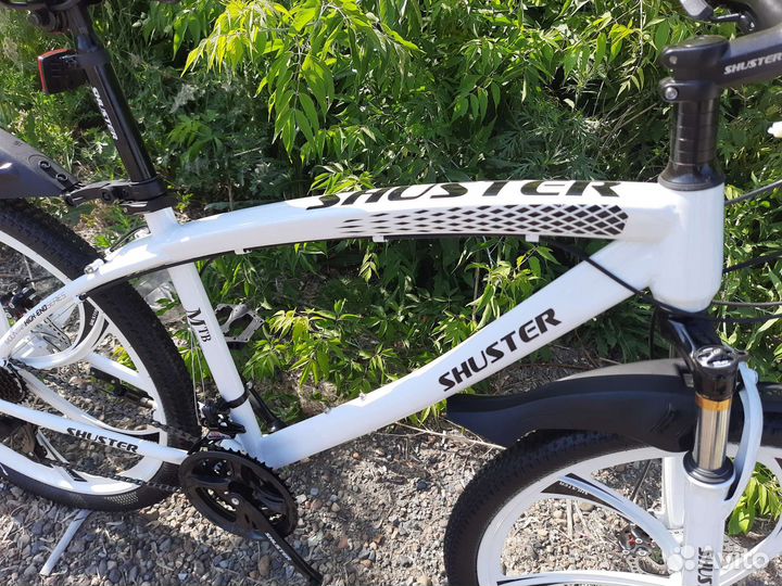 Велосипед новый, на литых дисках 26 дюймов