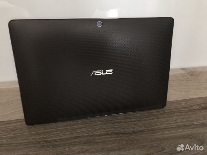Планшет Asus TF101