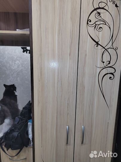 Шкаф прихожая бу