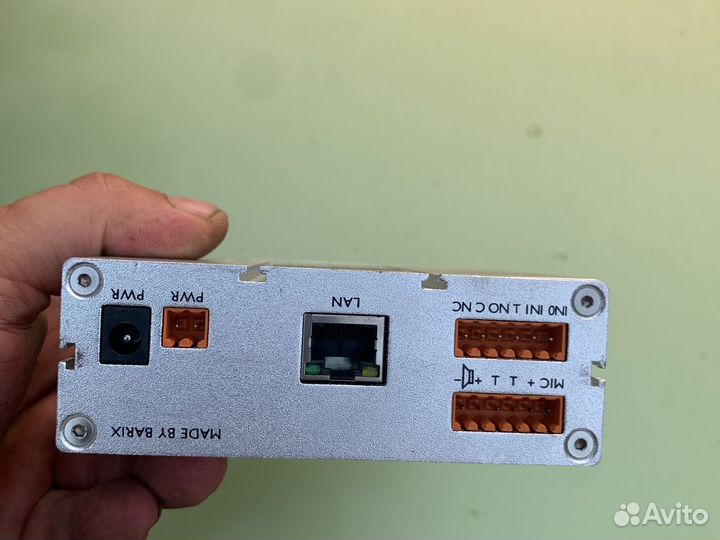 IP-устройство связи Barix Annuncicom 100