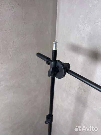 Горизонтальный штатив для телефона