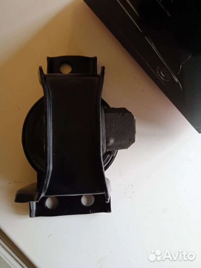 Подушка двигателя renault