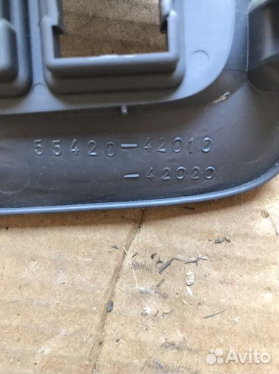 Консоль торпеды Тойота RAV4(663)