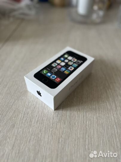 Оригинальная коробка от iPhone 5s