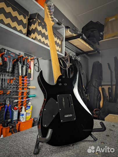 Электрогитара Ibanez с комбиком Ibanez
