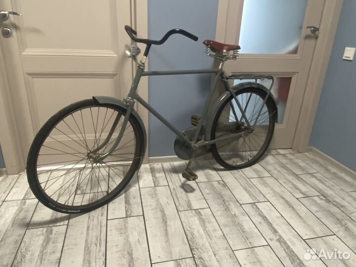 Старинный велосипед