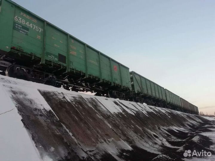 Разгрузка угля из полувагонов