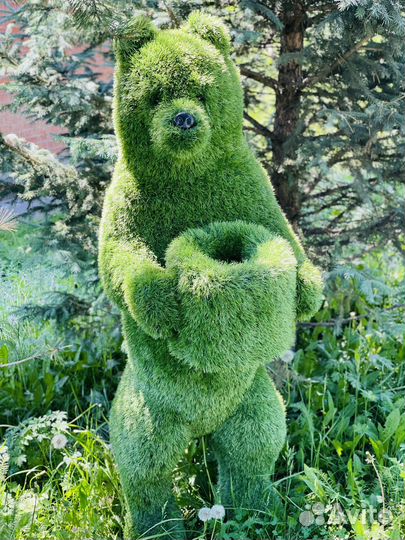 Фигура топиари, медведь