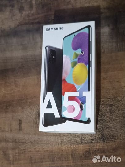 Коробка для телефона