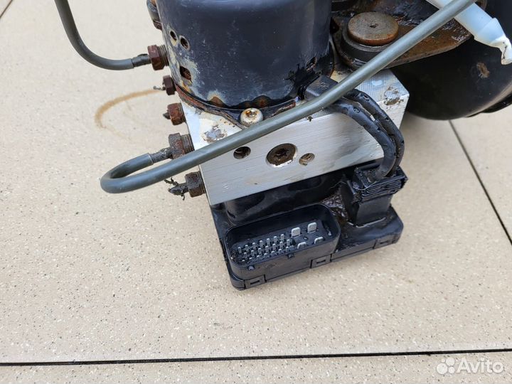 Тормозной вакуум Volkswagen Golf 3