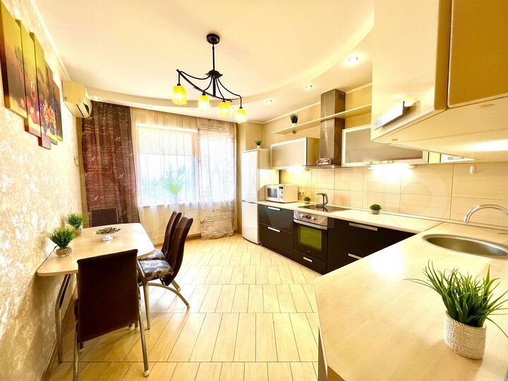 2-к. квартира, 85 м², 11/17 эт.