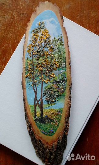 Панно на спиле дерева