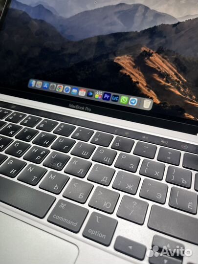 Apple macbook pro 13 M1