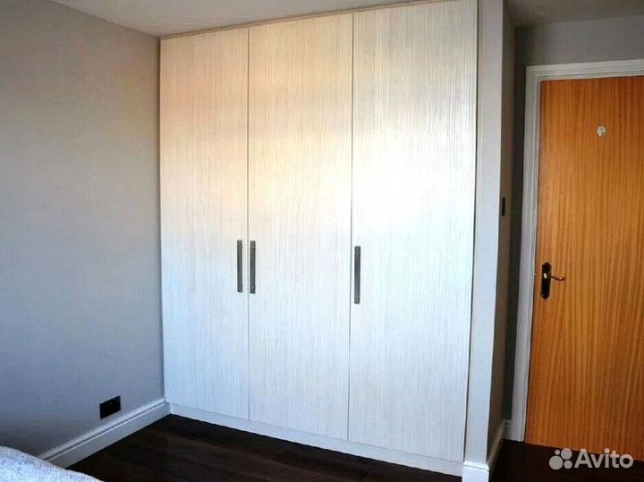 Шкаф распашной новый в рассрочку без банка