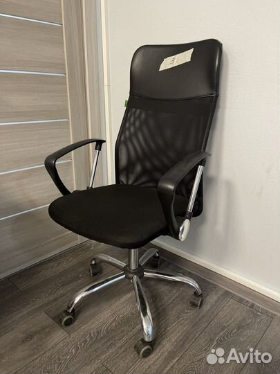 Офисное кресло Riva Chair