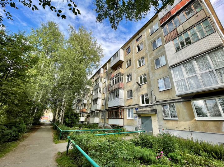 3-к. квартира, 61 м², 3/5 эт.
