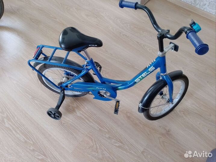 Детский велосипед бу r16