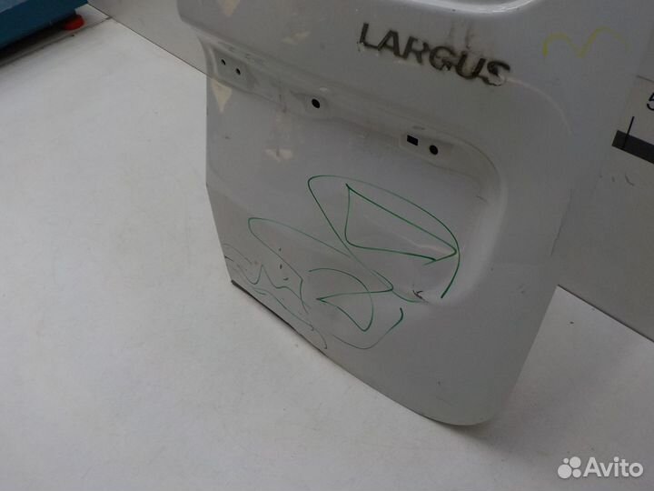 Дверь багажника на LADA Largus 901004343R