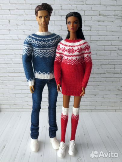 Комплект новогодних свитеров для кукол