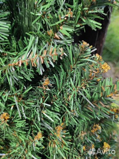 Елка искусственная