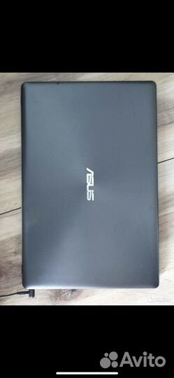 Ноутбук asus