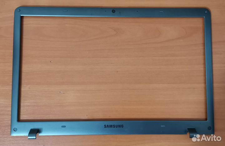 Рамка Samsung NP355*/NP350* AP0RS000510