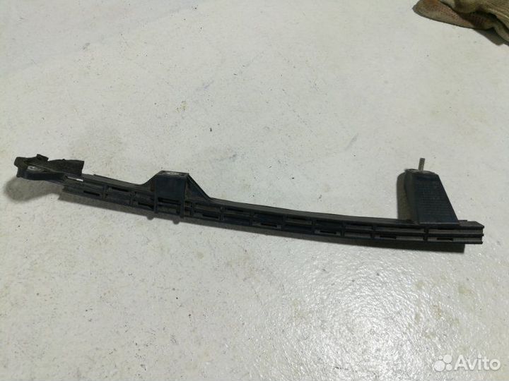 Направляющая стеклоподьёмника задняя левая Kia