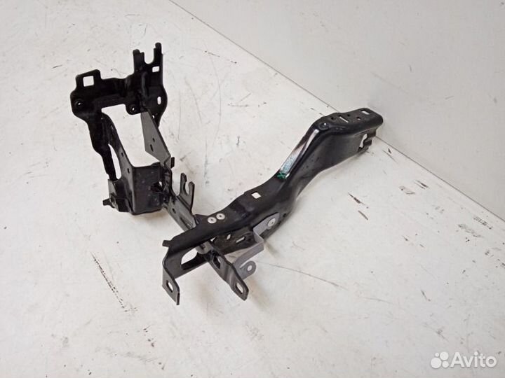 Крепление фары переднее правое Bmw 5Er G30 2016