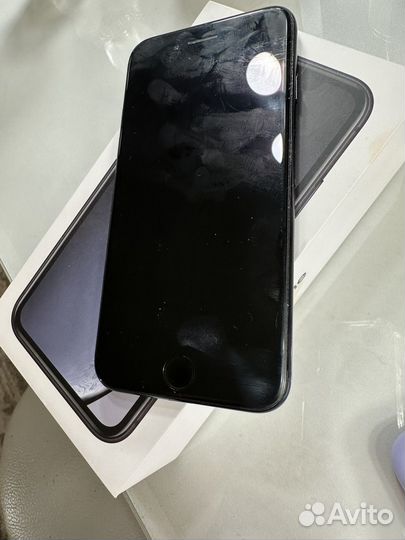 Телефон iPhone 7 32Гб
