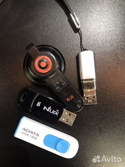 Usb флешки 4 шт/ цена за все/ 16, 4, 8 и 8 гб