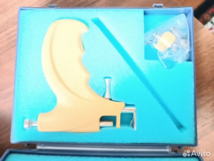 Продам пистолет для прокола ушей