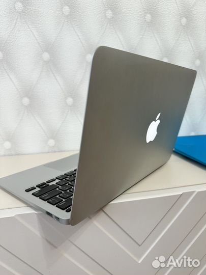 Apple MacBook Air 11 2012