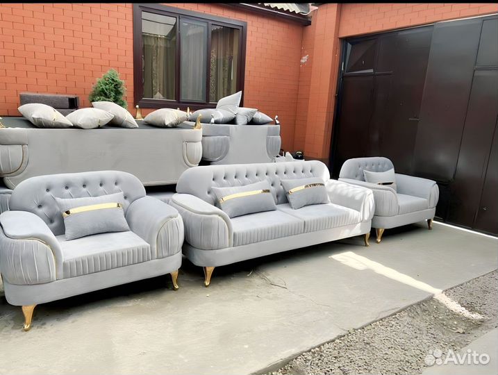 Манго Диван