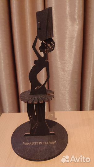 Салфетница из дерева