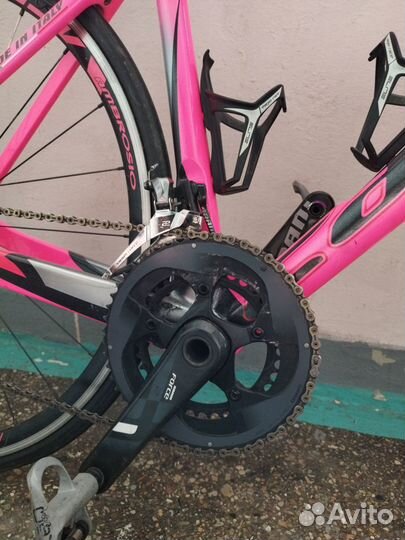 Профессиональный шоссейный велосипед