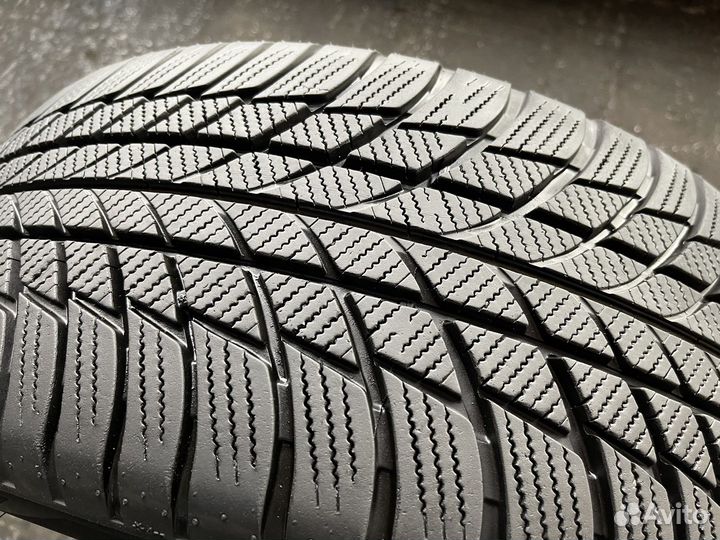 Bridgestone Blizzak LM-001 225/50 R17 94H