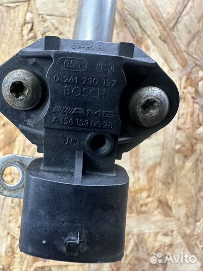 Топливная рампа с форсунками мерседес w211 m156