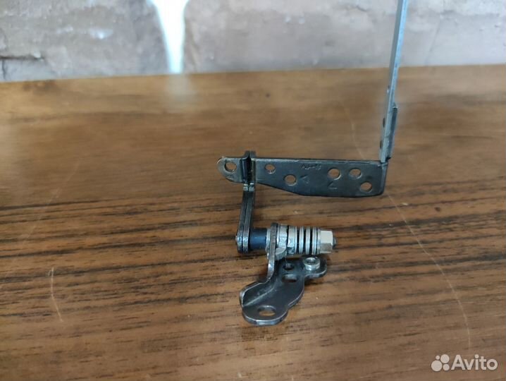 Петля матрицы правая для Packard Bell LX86