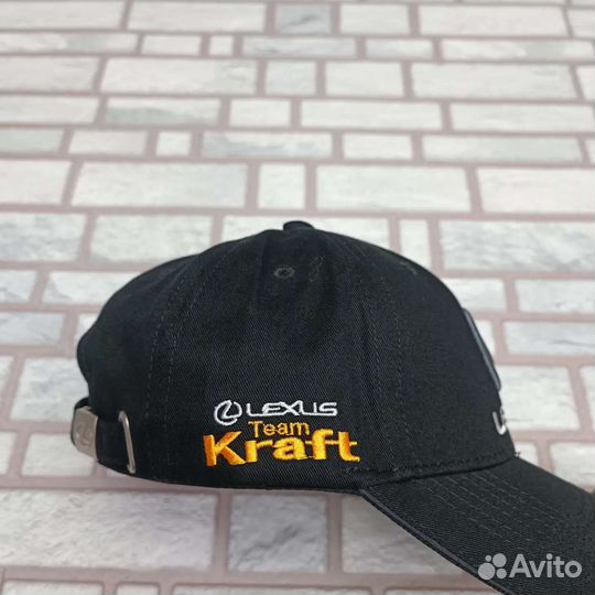 Бейсболка чёрная Lexus