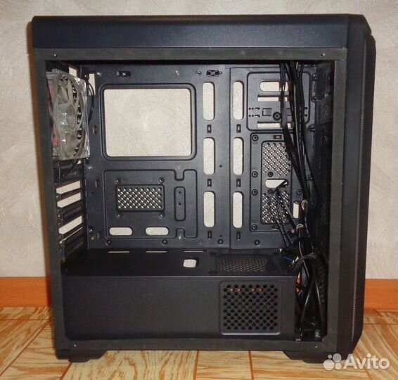 Корпус Zalman i3