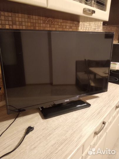 Телевизор Philips 32