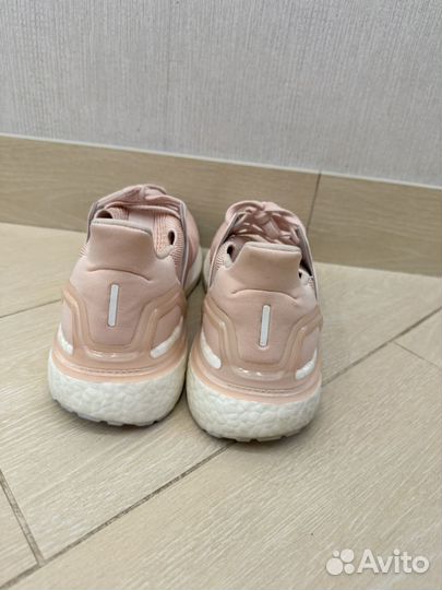 Кроссовки adidas ultra boost