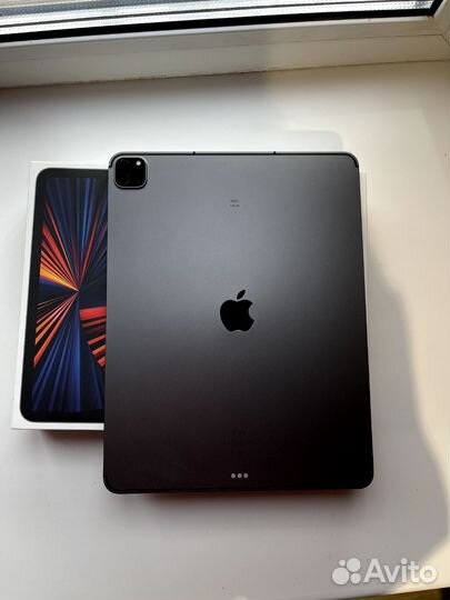 iPad pro 12.9 512gb + клавиатура
