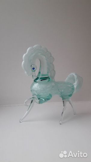 Статуетка. Декор для дома. Лошадь из стекла