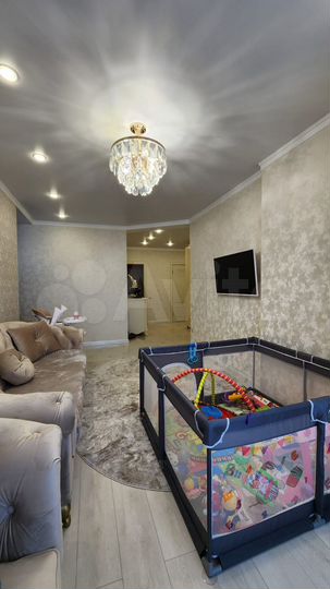 2-к. квартира, 70 м², 6/15 эт.