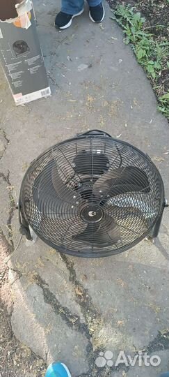 Вентилятор напольный Equation