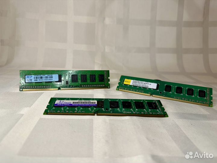 Лот оперативной памяти DDR3 1333MHz