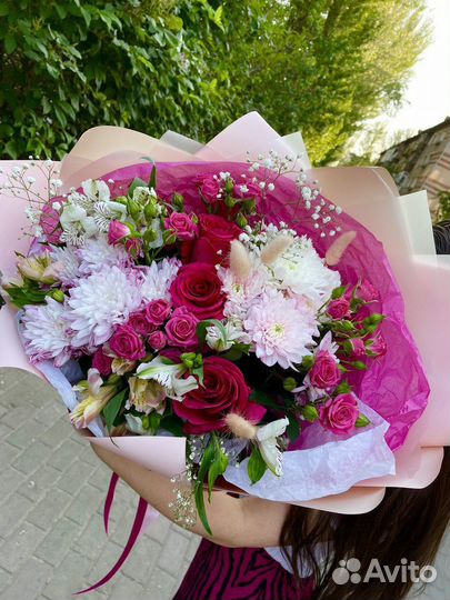 Букеты из живых цветов